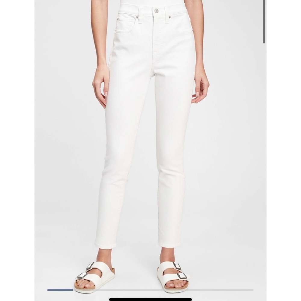 GAP White Curvy True Skinny Jeans